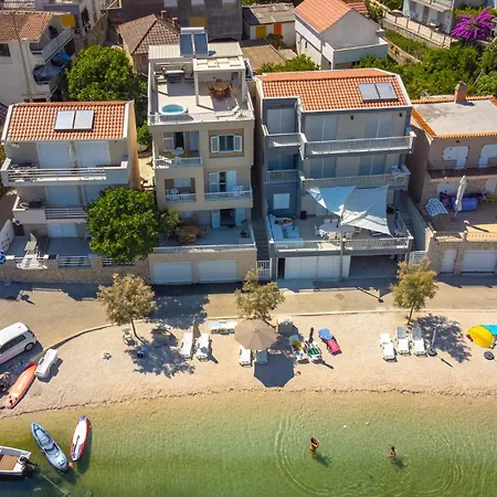 Spajic Duboka By Aneo Travel * クレック